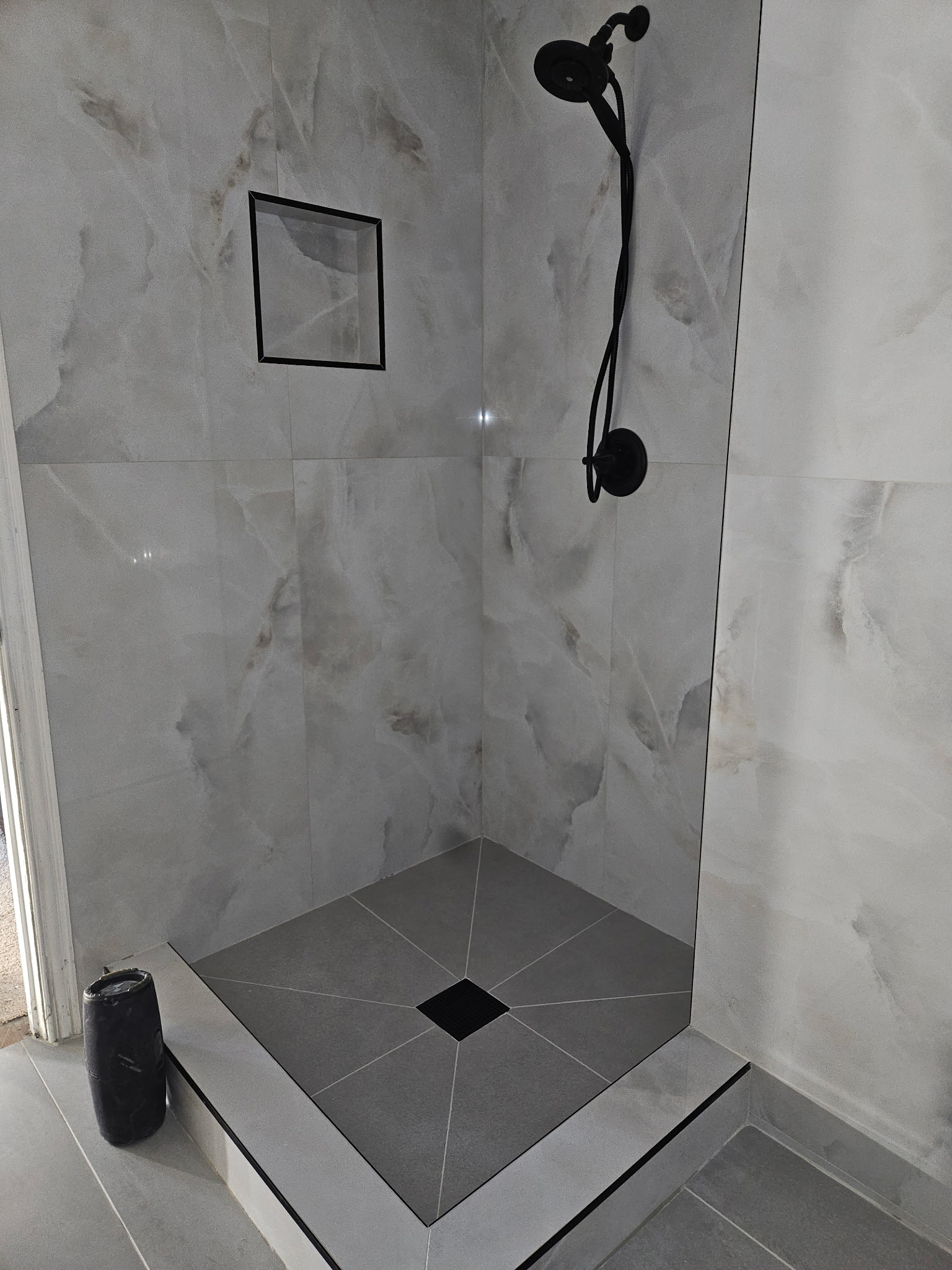 Custom Shower Installation – Phoenix, AZ